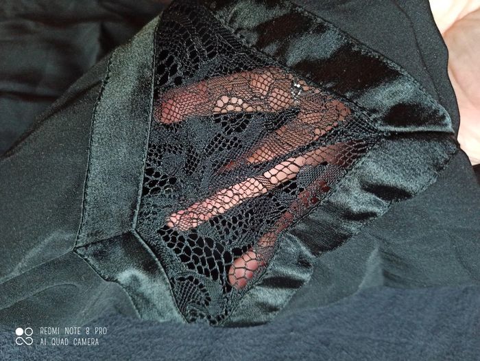 Robe noire ajourée - photo numéro 5