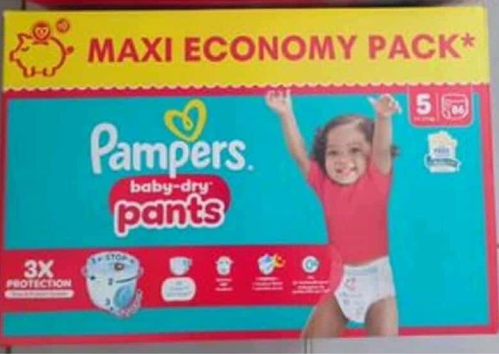 1 carton de couches Pampers taille 5 pants