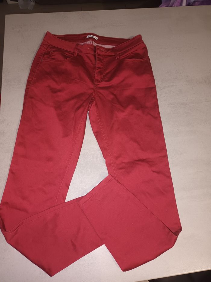 Pantalon femme taille 40 bordeaux