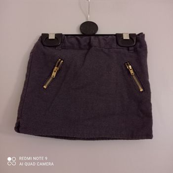 Jupe foncée 2ans