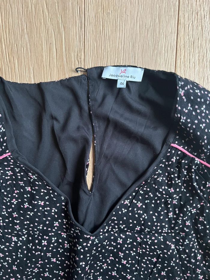 Robe noir à fleur - Jacqueline riu - état satisfaisant- taille 46 - photo numéro 2