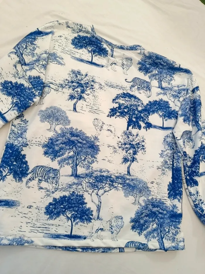 Sweat léger motif toile de jouy taille L - photo numéro 5