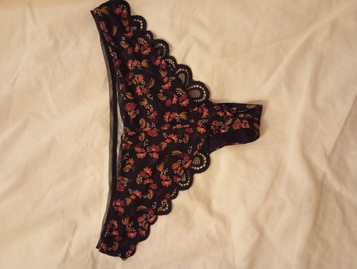 Tanga string