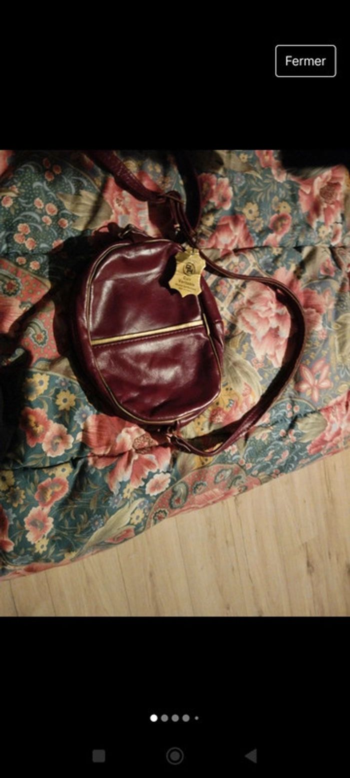 Petit sac bandoulière bordeaux et doré vintage