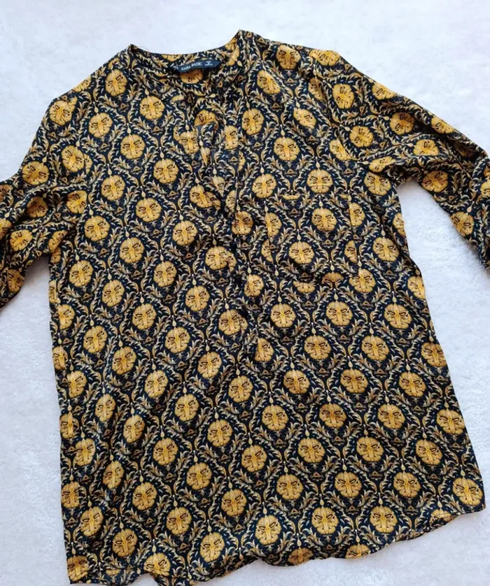 Top blouse haut Zara S noir et jaune légère et fluide - photo numéro 6