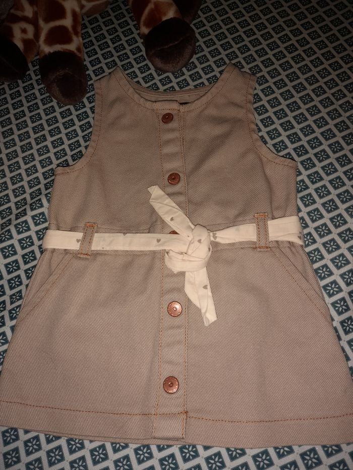 Robe en jean taille 3 mois