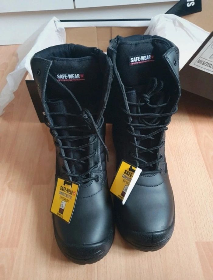 Rangers coquées neuve - photo numéro 3