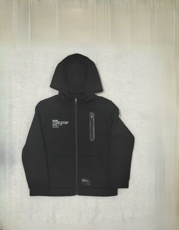 Sweat à capuche Kiabi taille 10 ans