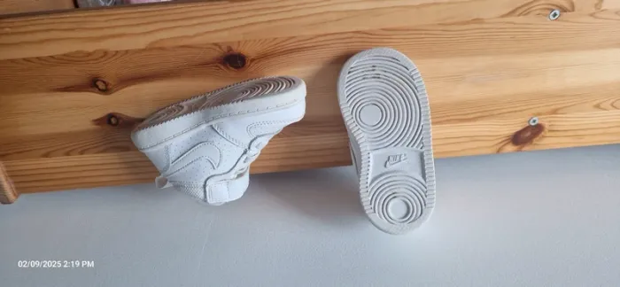 💞 Nike taille 21 💞 - photo numéro 7