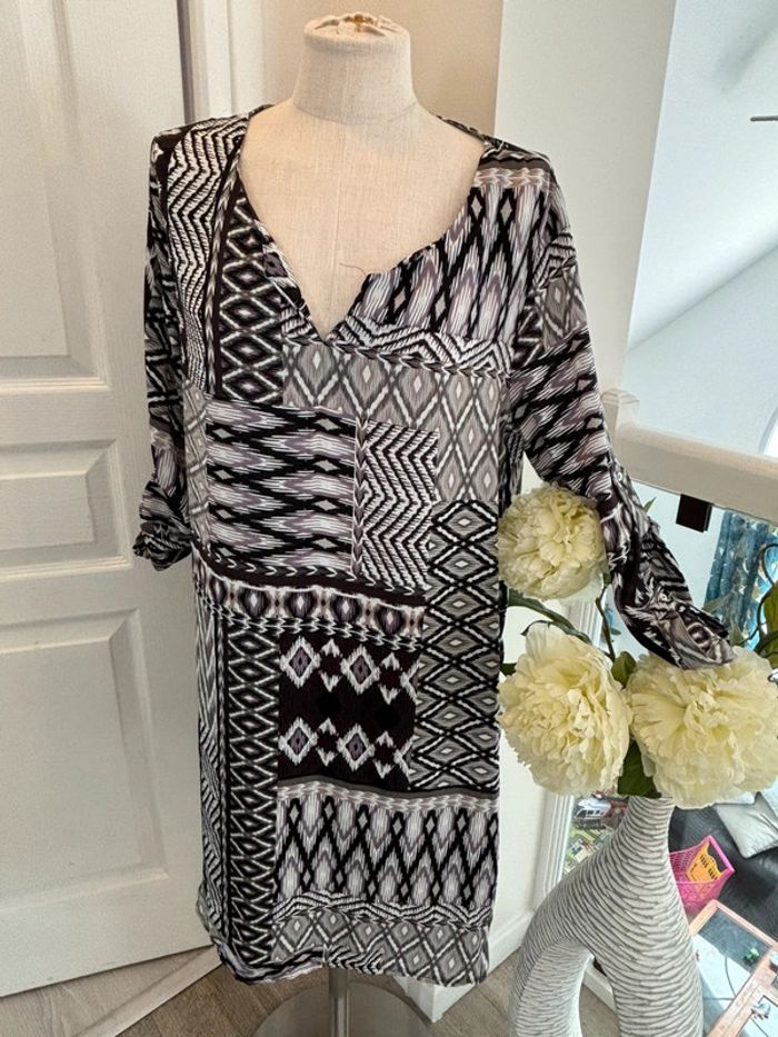 Robe Akoz XL 44
