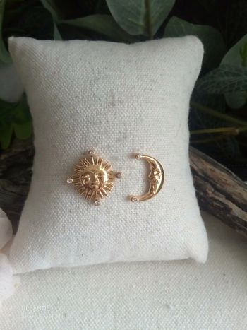 Boucles d'oreilles lune soleil acier inoxydable doré et zircons