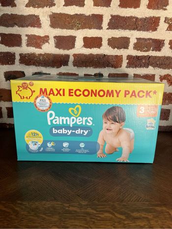 Couches Pampers baby dry taille 3