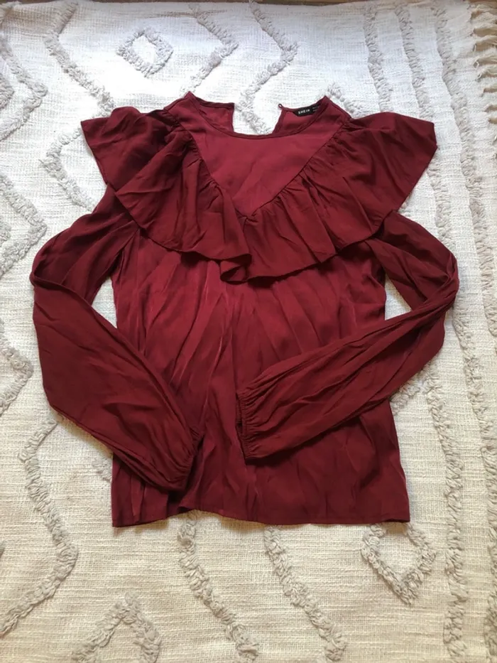 Blouse a volants Bordeaux taille 36