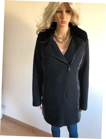 Manteau d'hiver noir avec fausse fourrure Tally Weijl taille L bon état