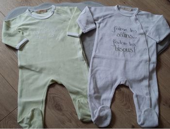 lot de 2 pyjamas gémo en velours 9 mois en très bon état