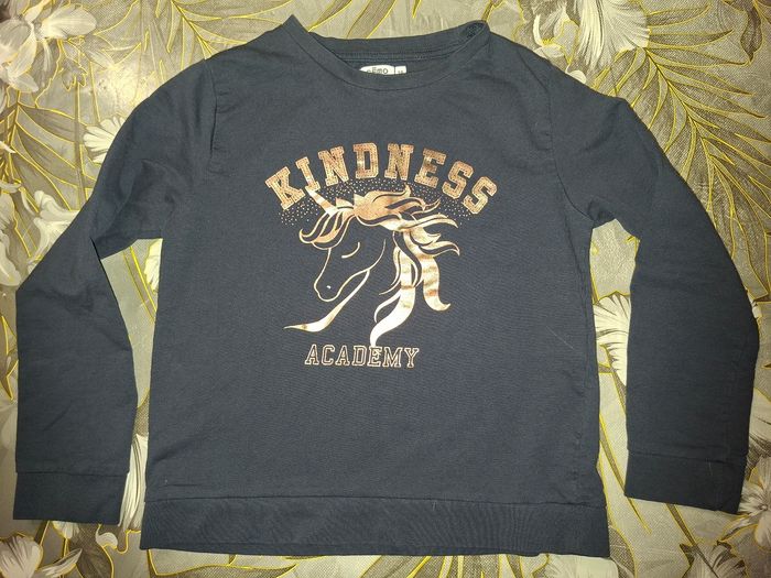 Sweat fille en 10 ans