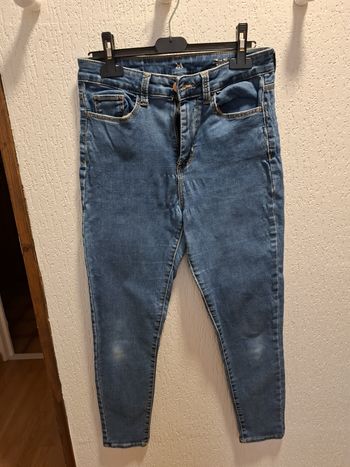 Joli jegging femme C&A 38 taille haute très extensible très bon état