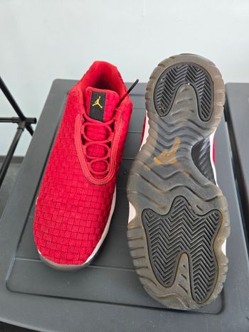 Jordan Future Low tissu rouge