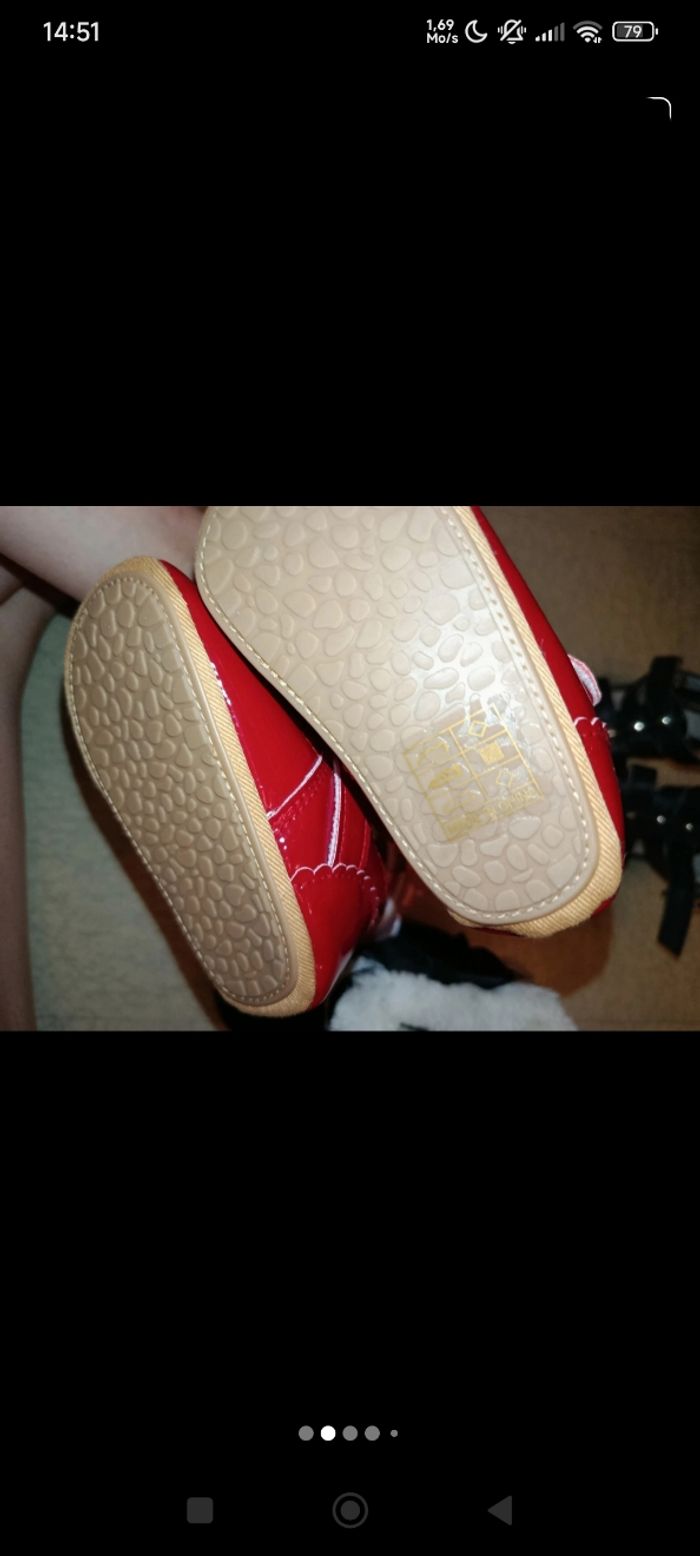 Lot chaussures - photo numéro 2