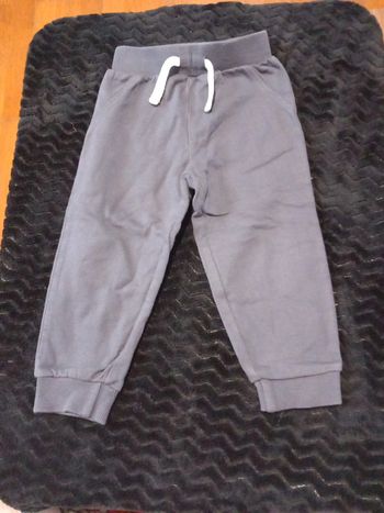 Jogging taille 86cm action