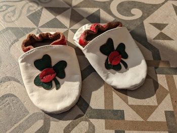 Chaussons cuir neufs Eco bébé  6-12 mois