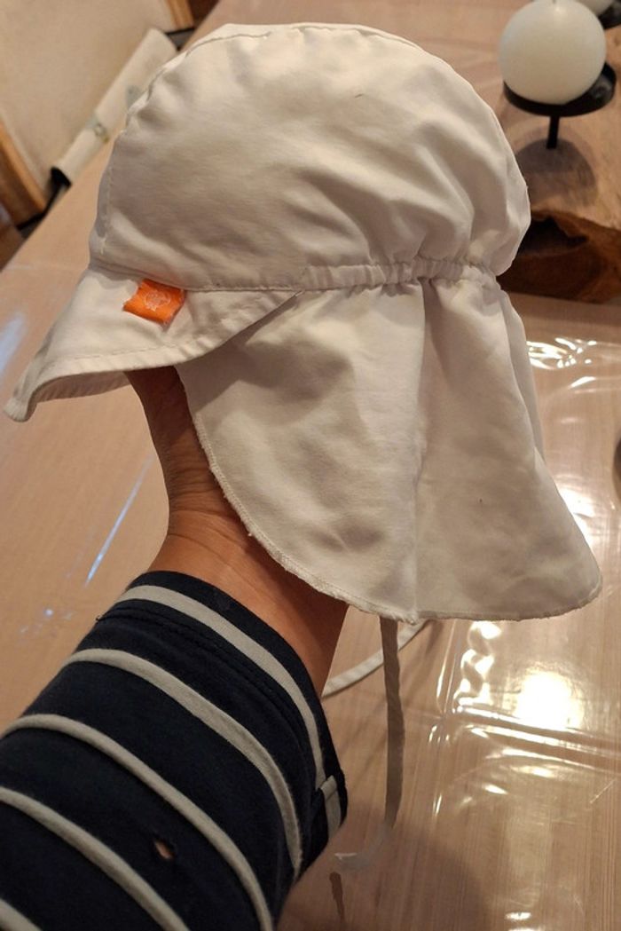 Chapeau de plage Flap Hat 9-12 mois 48-49 cm blanc protection uv 80 - photo numéro 2
