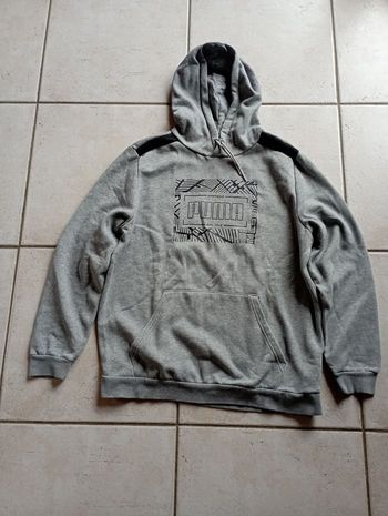 Sweat à capuche homme.
