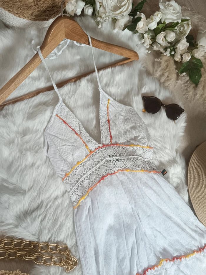 Jolie robe longue blanche taille 34 - photo numéro 2