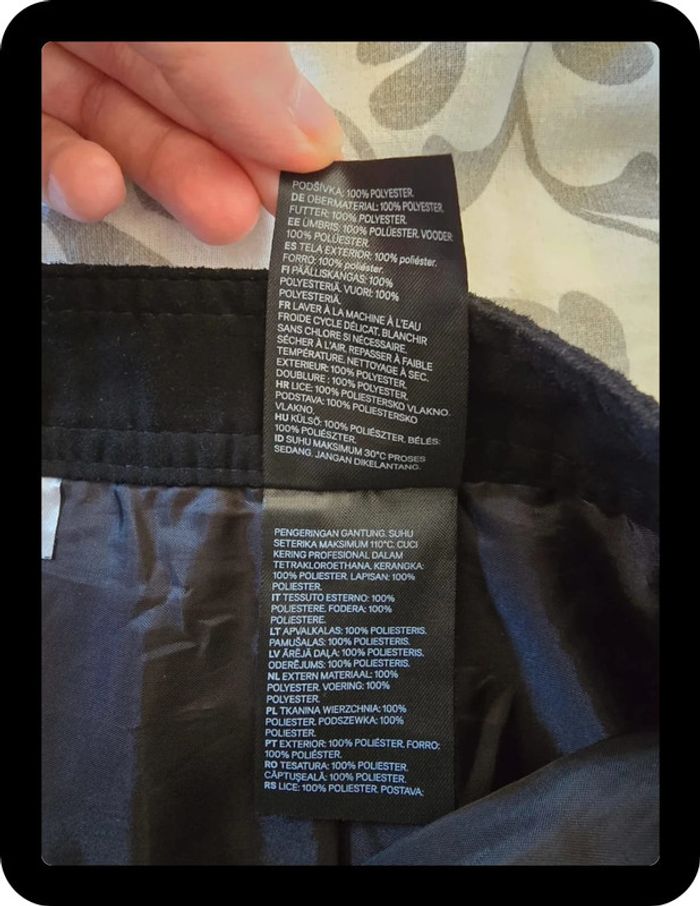 Jupe noire façon suedine - photo numéro 7