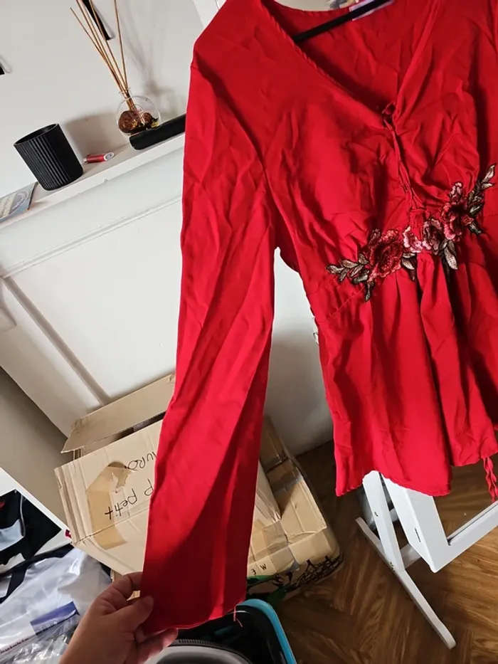 Blouse manche longue rouge t46 américaine - photo numéro 2