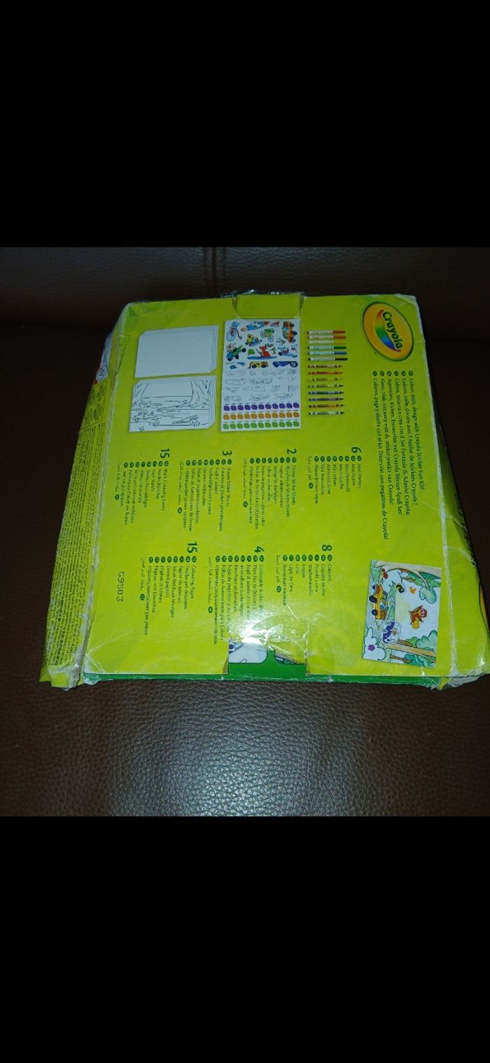 Atelier de stickers crayola a partir de 4 ans - photo numéro 2