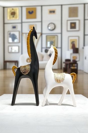 chevaux décoratifs en résine – Design moderne