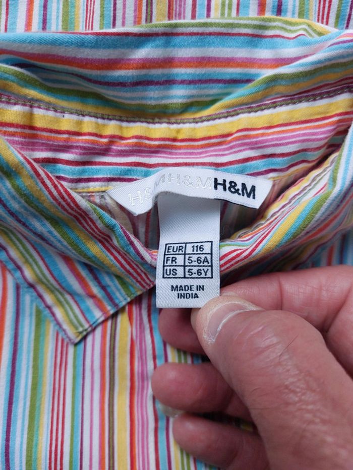 Chemisier H&M taille 5 / 6 ans (116 cm) - photo numéro 3