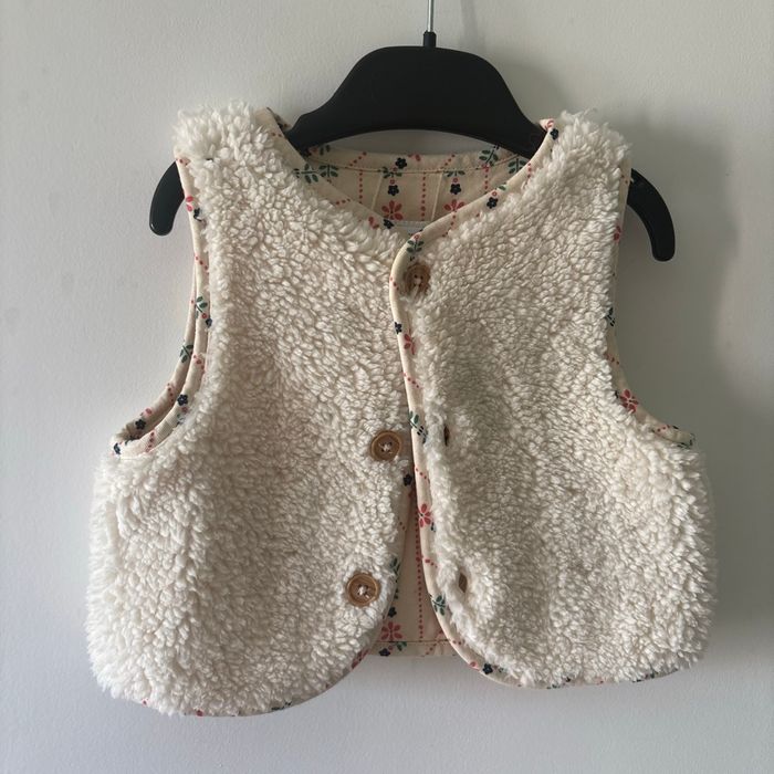 Vestes sans manches.