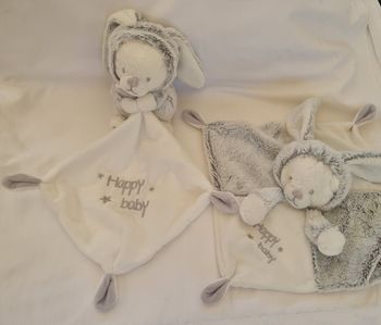 Lot de 2 doudous Ours déguisé en Lapin chiné - Happy baby - Orchestra