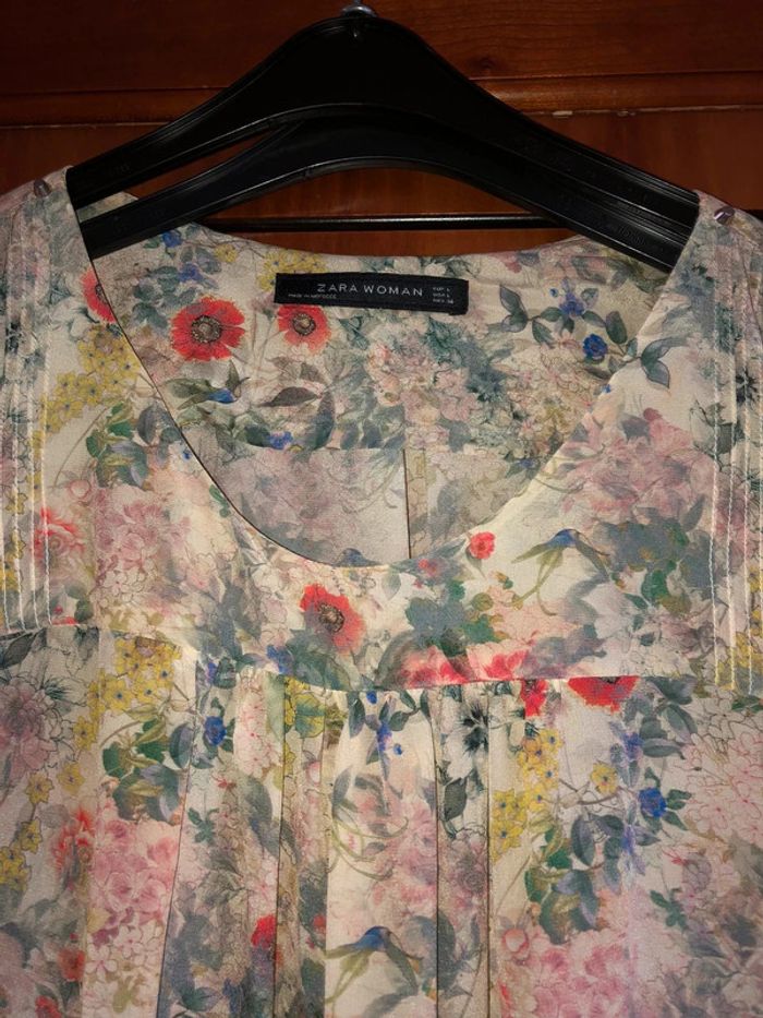 Blouse en soie fleurie 40 Zara neuve - photo numéro 2