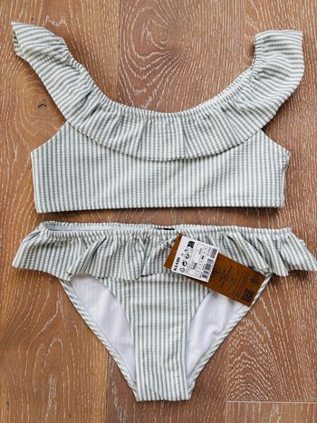 Maillot de bain 2 pièces Kiabi 10 ans rayé vert d’eau seersucker neuf étiquette