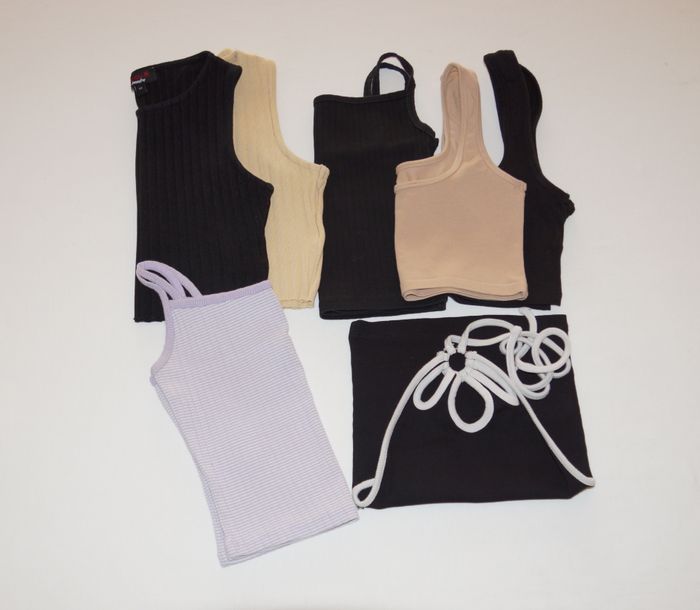 Lot tops