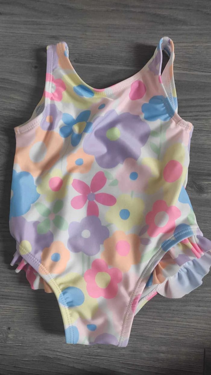Bébé fille 9 mois - photo numéro 12