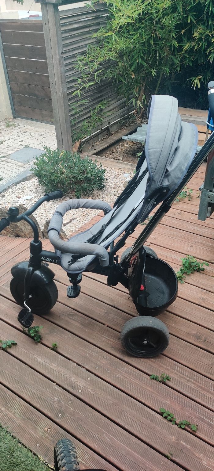 Tricycle poussette en bon état - photo numéro 2