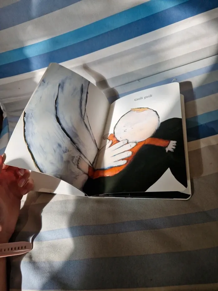 Livre les mains de papa - photo numéro 6