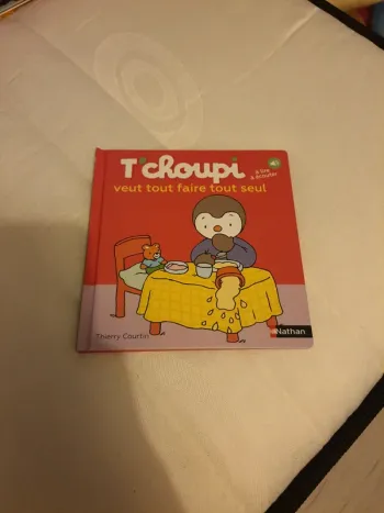 Livre Tchoupi veut tout faire tout seul
