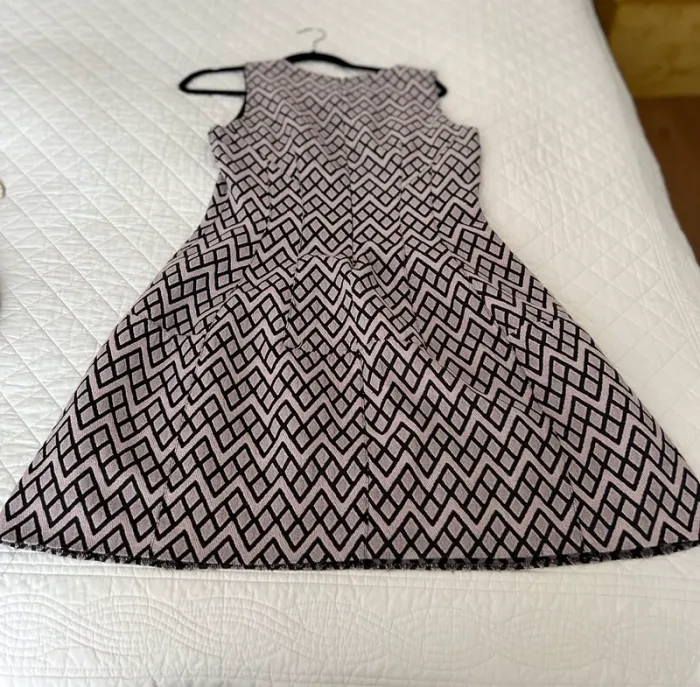Robe Pinko taille 40 rose noir - photo numéro 2