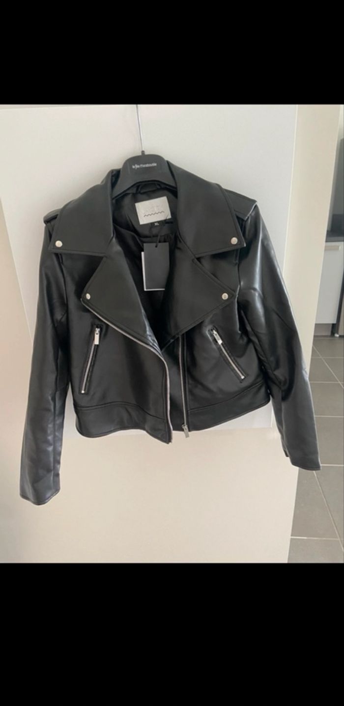 Veste en cuir - photo numéro 4