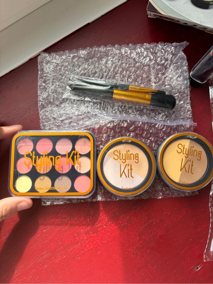 Jeu d’imitation FAUX maquillage pour enfant - Jouet enfant - photo numéro 2