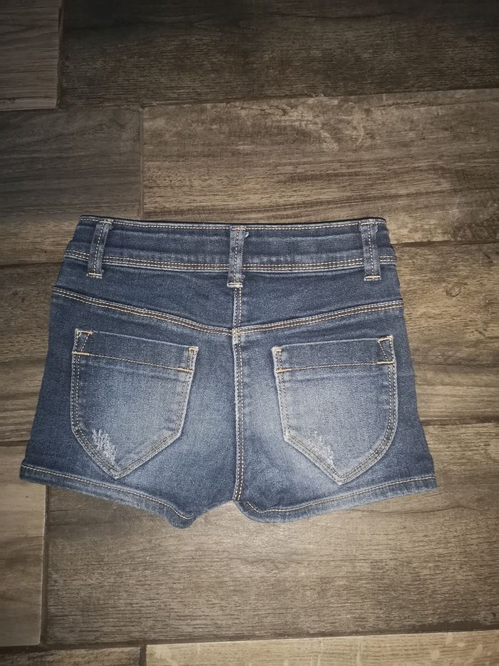 Short 6 ans - photo numéro 2