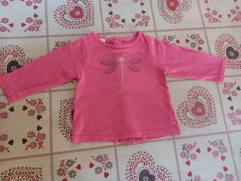 Pull manches longues.