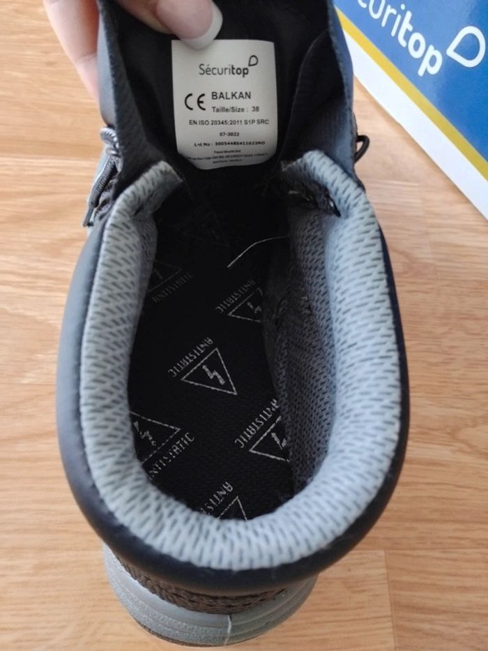 Chaussure de sécurité neuf mixte 38 - photo numéro 5