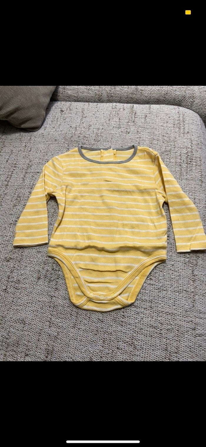 Ensemble 6 mois - photo numéro 3