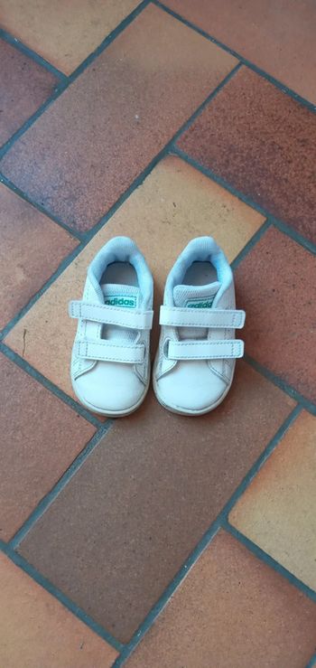 Basket Adidas Stan Smith Pointure 19